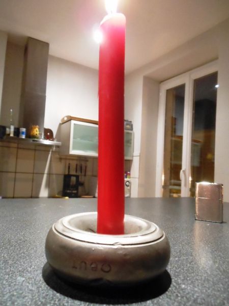 Bougeoir forgé dans une boule de pétanque