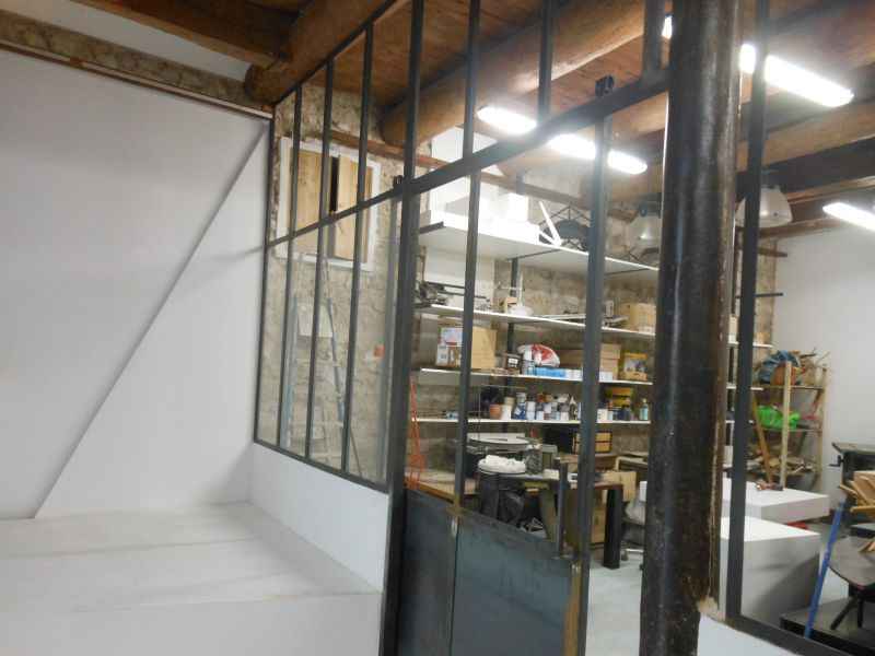 Verrière d'ateleir avec porte coulissante