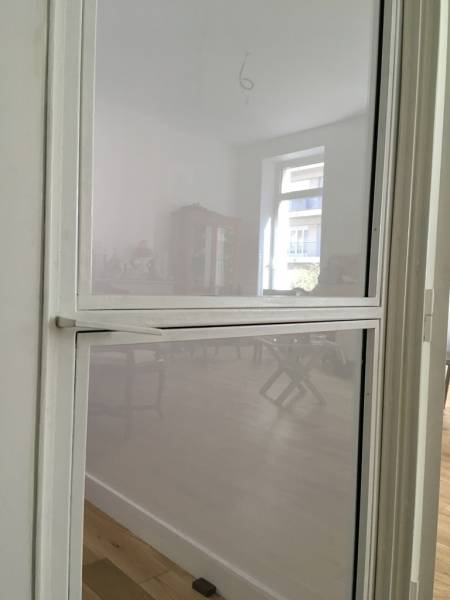 Porte vitrée à Marseille