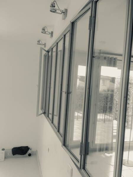 Verrière sur mesure à Mareille 13013