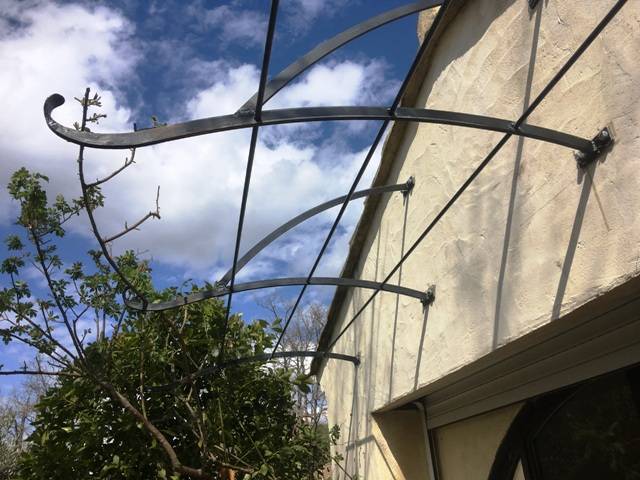 Support de rosiers à Fuveau