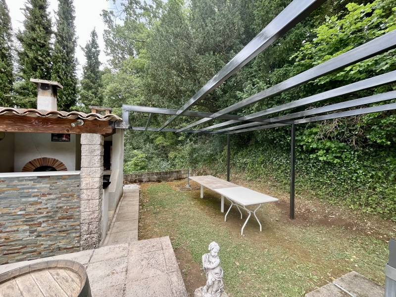 Pergola en acier sur mesure à Bandol 
