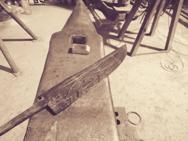 Couteau de chasse Damas