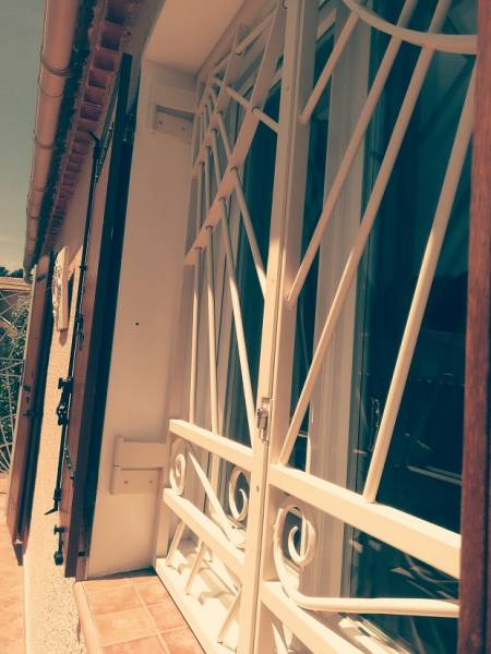 Grilles de défense en fer forgé à Aix en Provence