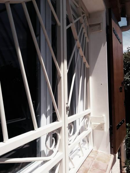 Grilles de défense en fer forgé à Aix en Provence