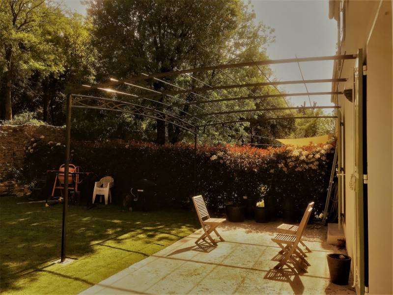 Pergola sur mesure en fer forgé à Marseille