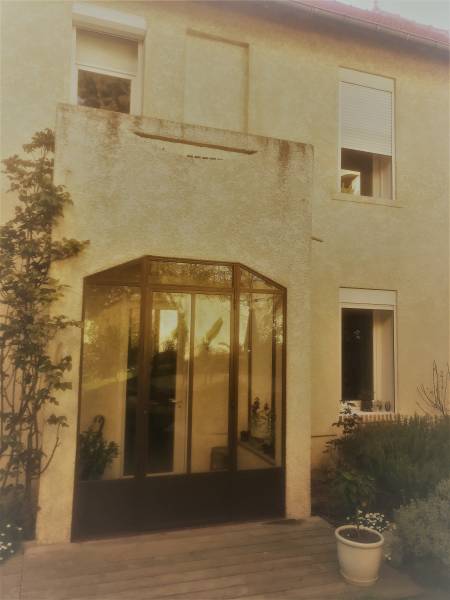 Création d'un hall d'entrée sur mesure pour une maison à Marseille