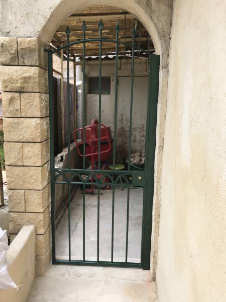 Portillon en fer forgé sur mesure à Allauch