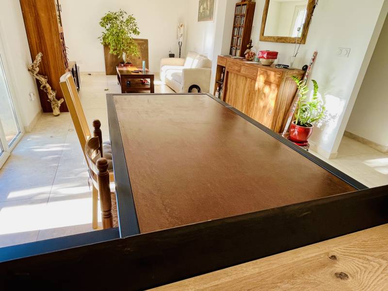 Table en acier sur mesure à Marseille 