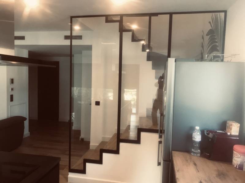 Réalisation d'une verrière d'escalier sur-mesure à Allauch