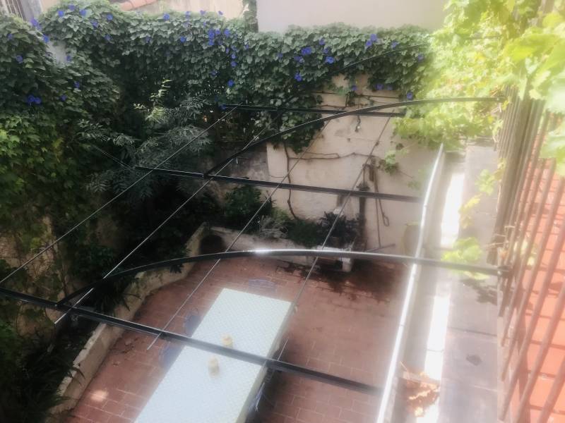 Création d'une pergola en fer forgé sur mesure à Marseille