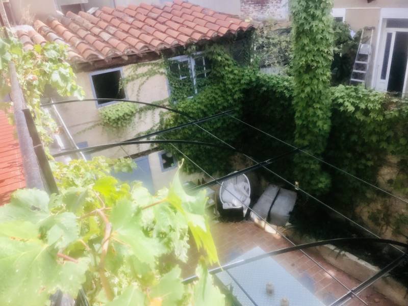 Création d'une pergola en fer forgé sur mesure à Marseille